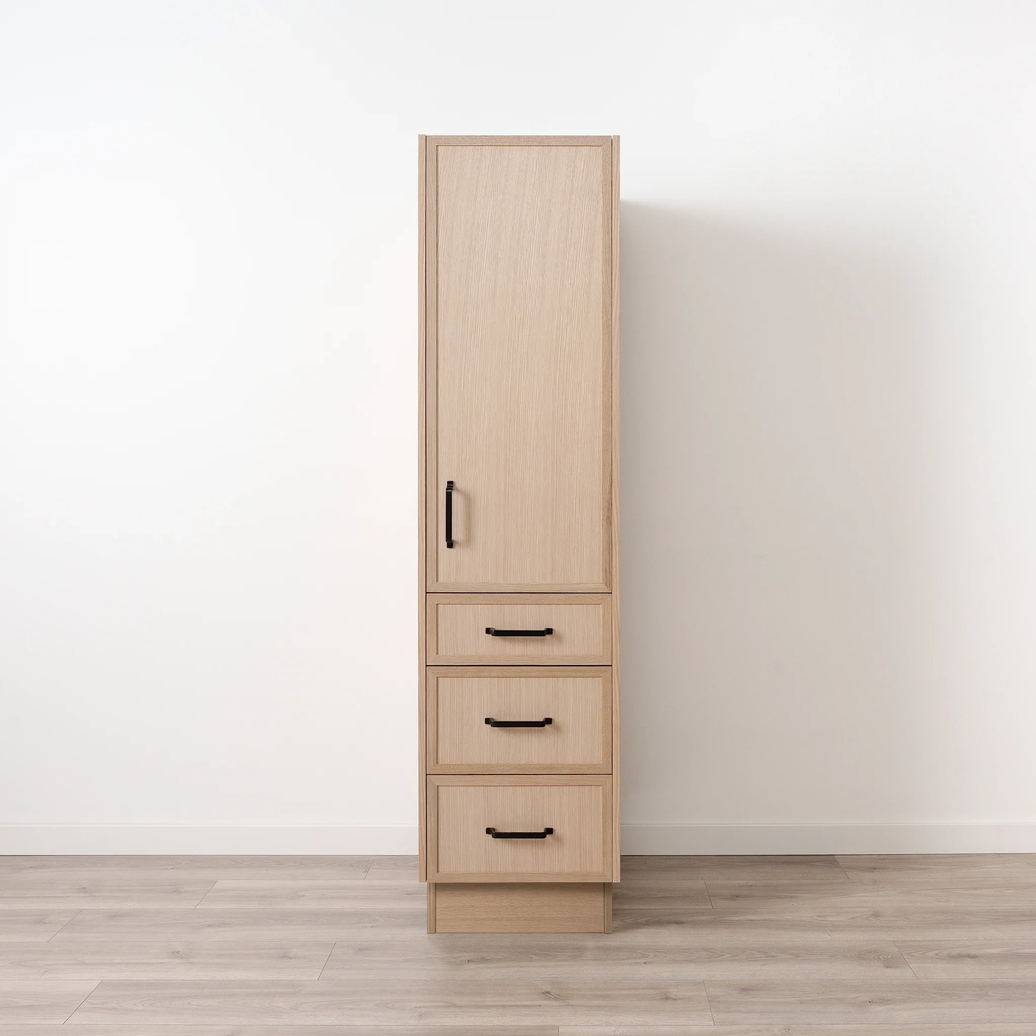 Cape Breton White Oak Linen Cabinet - Image 16