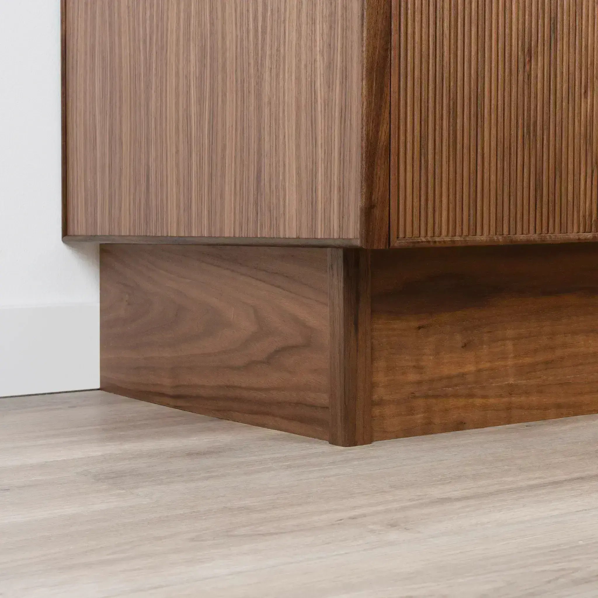 Malibu 24" American Black Walnut Bathroom Vanity - All Drawers - Image 24