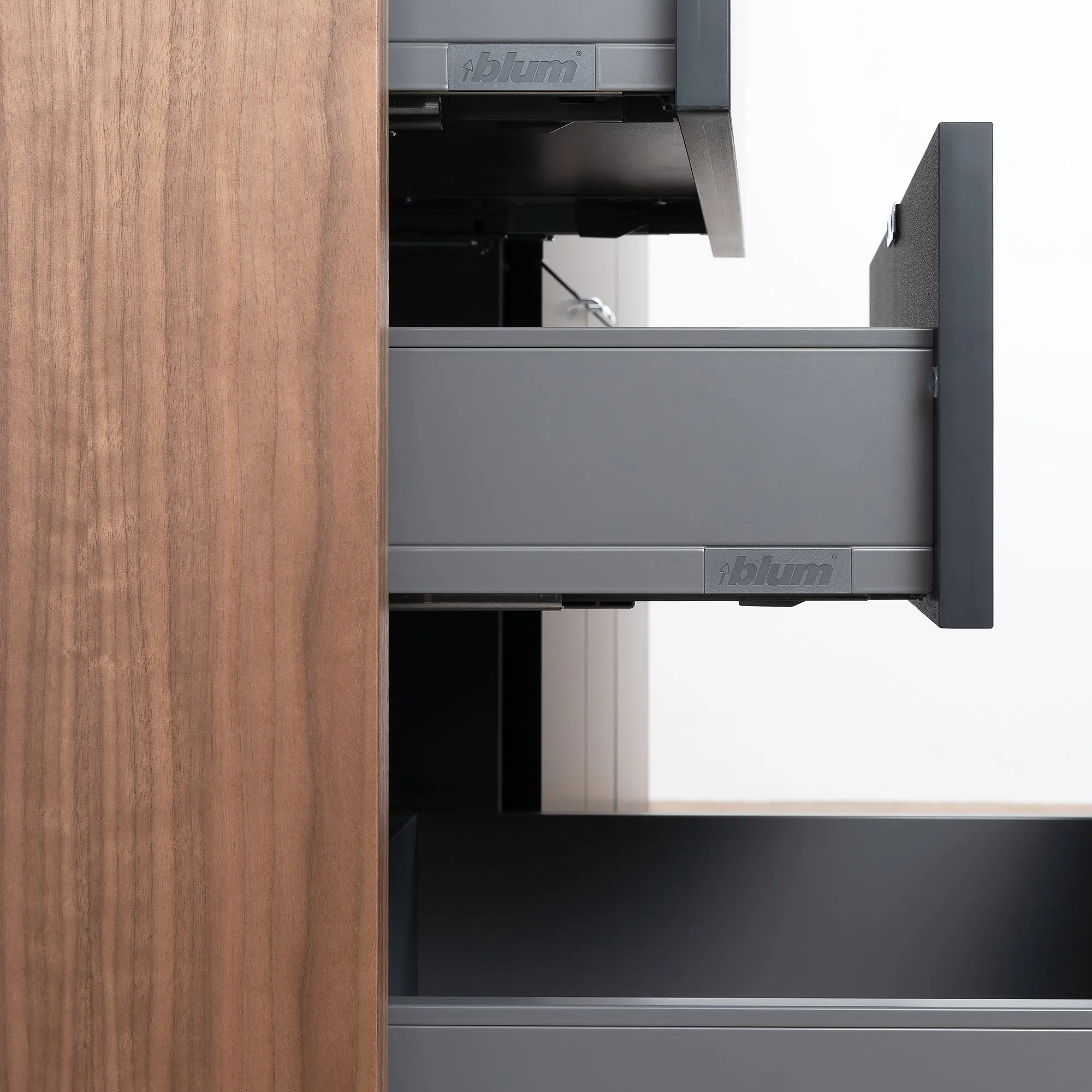 Sidney SLIM 60" Matte Black Bathroom Vanity - Image 13