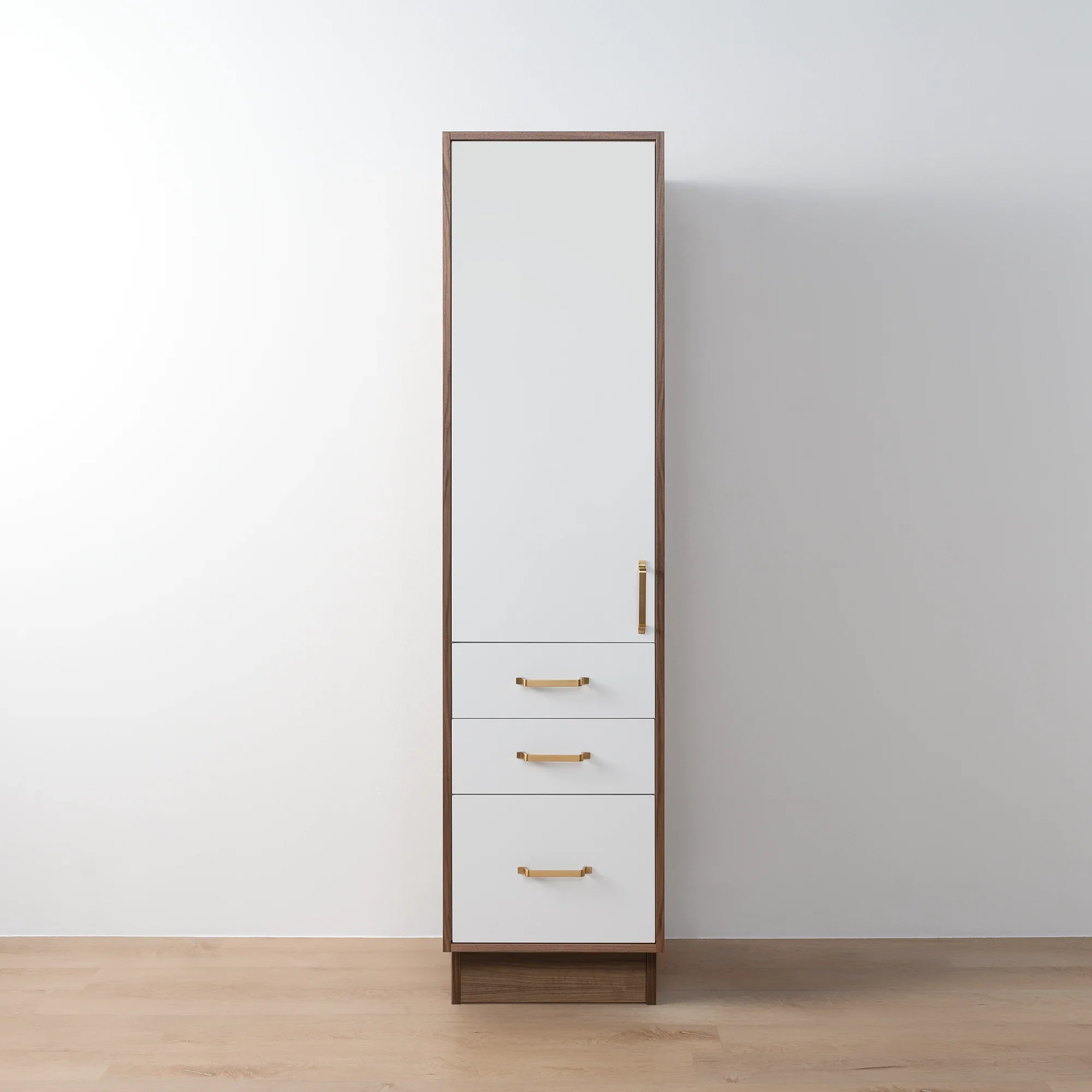 Sidney Gloss White Linen Cabinet - Image 13
